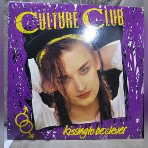 Culture Club Kissing to Be clever Record